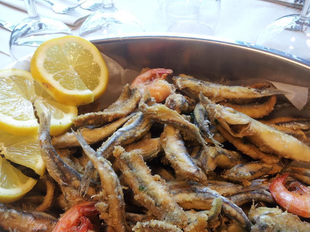 Bed and Breakfast Porto Di Mare Прая-а-Маре Экстерьер фото